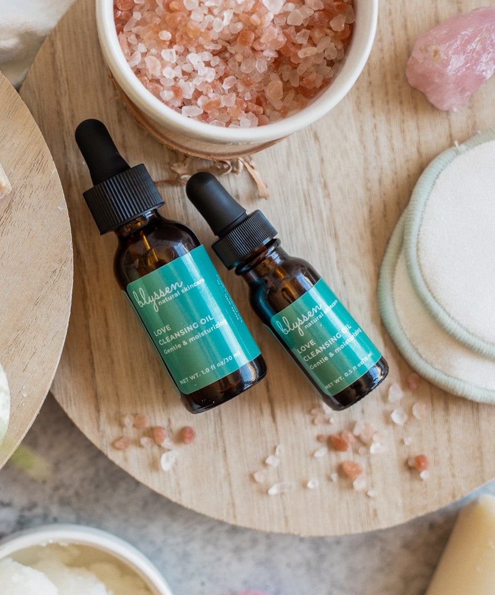 Natural oil cleansing moisturizer for dry skin
